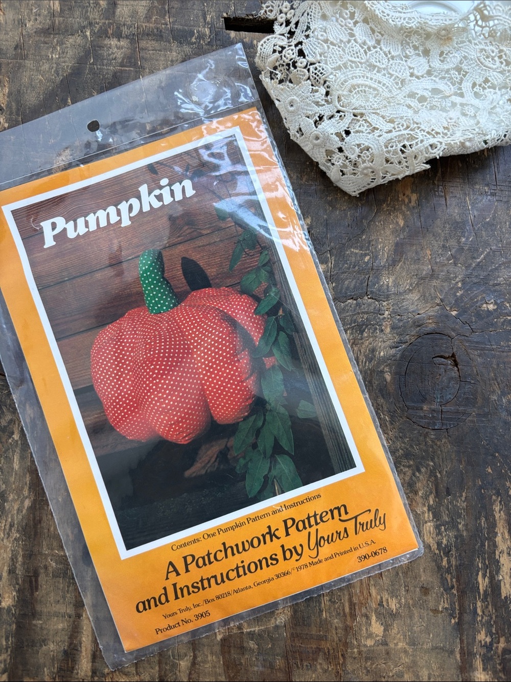 Vintage Patchwork Pattern DIY Pumpkin Patchwork Pattern Sewing by Yours Truly.